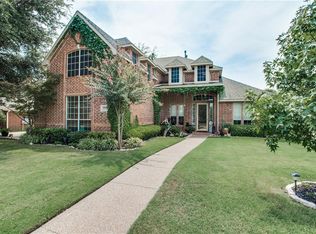 3808 Park Wood Dr, Corinth, TX 76208
