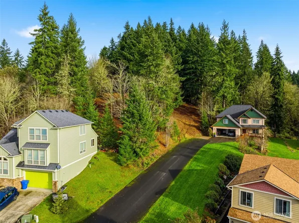 945 Edinburgh Court, Kelso, WA 98626