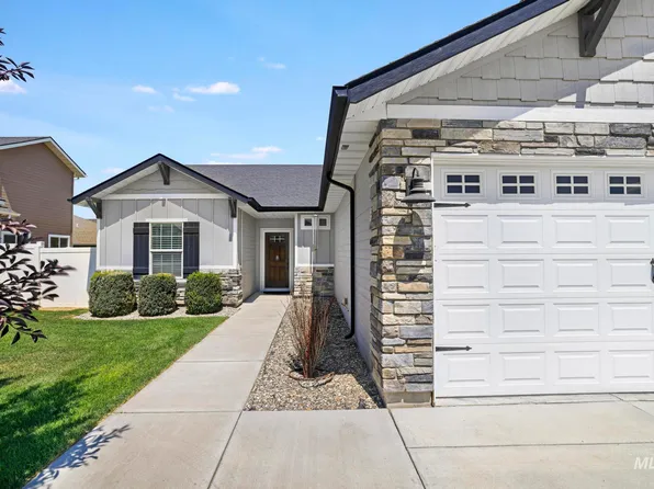 1082 White Birch Ave, Twin Falls, ID 83301