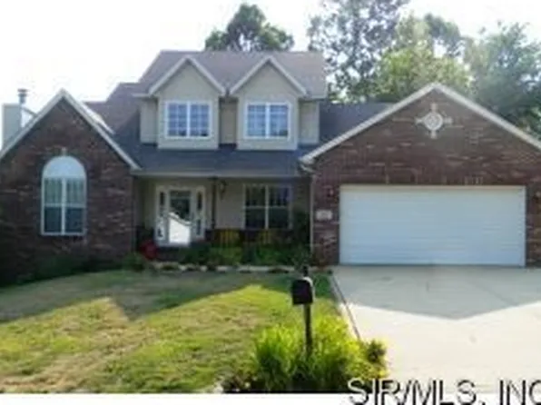 105 Oak Ridge Estates Dr, Glen Carbon, IL 62034