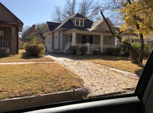 423 W 7th St, Newton, KS 67114