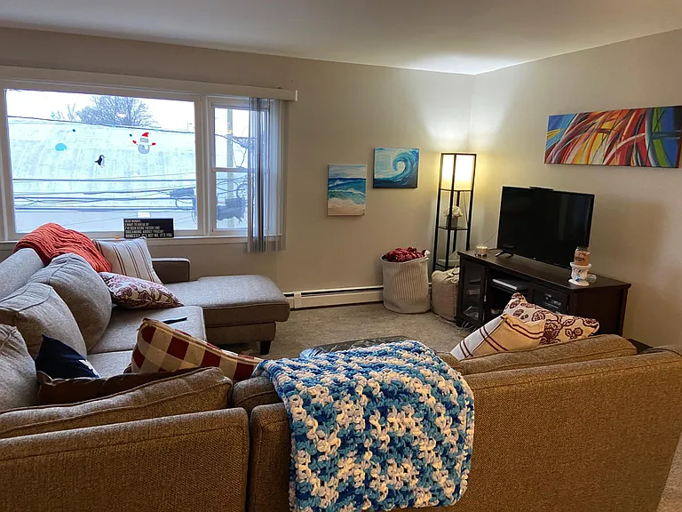 44 E 52nd St #2 — Photo 6