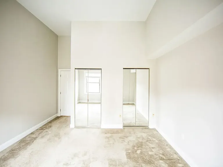 rittenhouse row 42