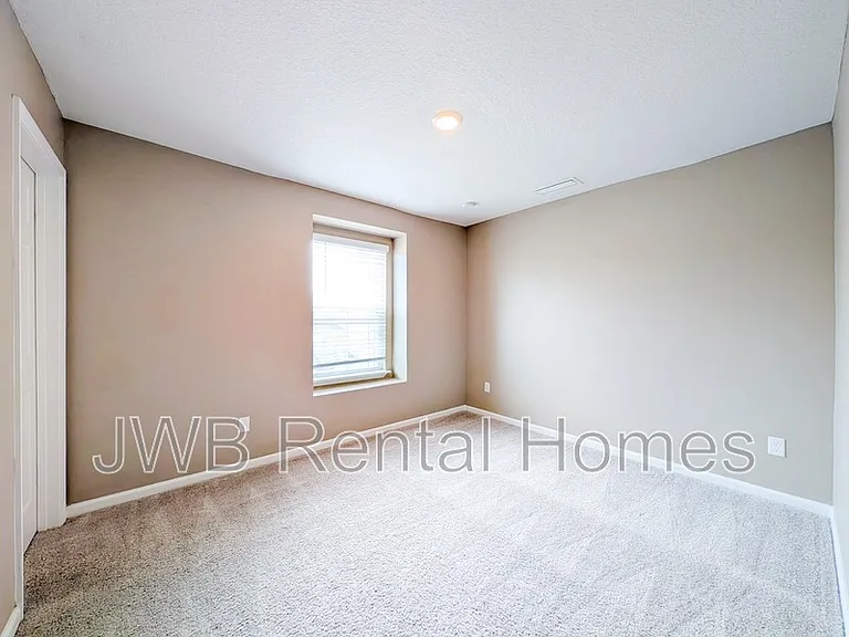 9868 Fiddleback Ln — Photo 5