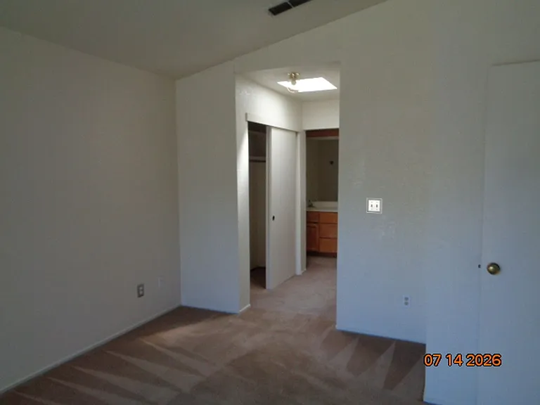 748 Peregrine Way — Photo 8