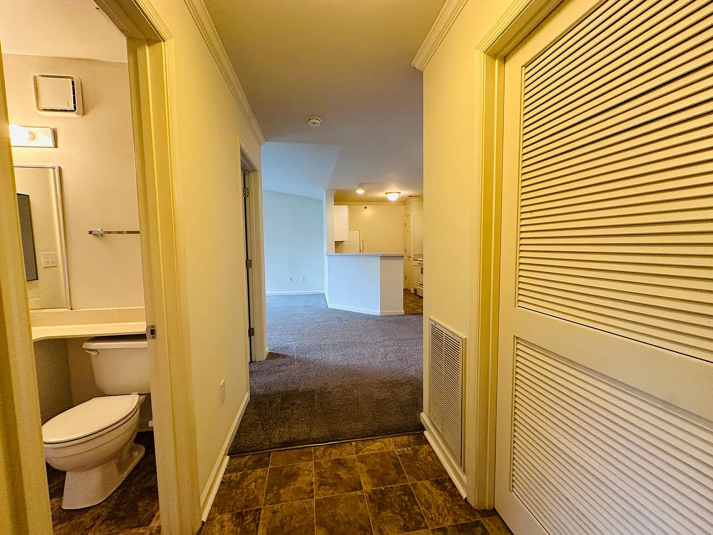 2 Bedroom, 2 Bath Condo — Photo 3