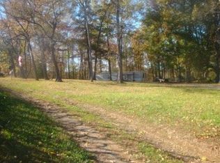 8468 Woodbine Rd, Airville, PA 17302
