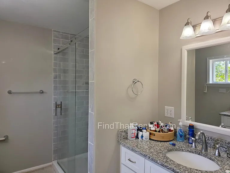 158 B St — Photo 10