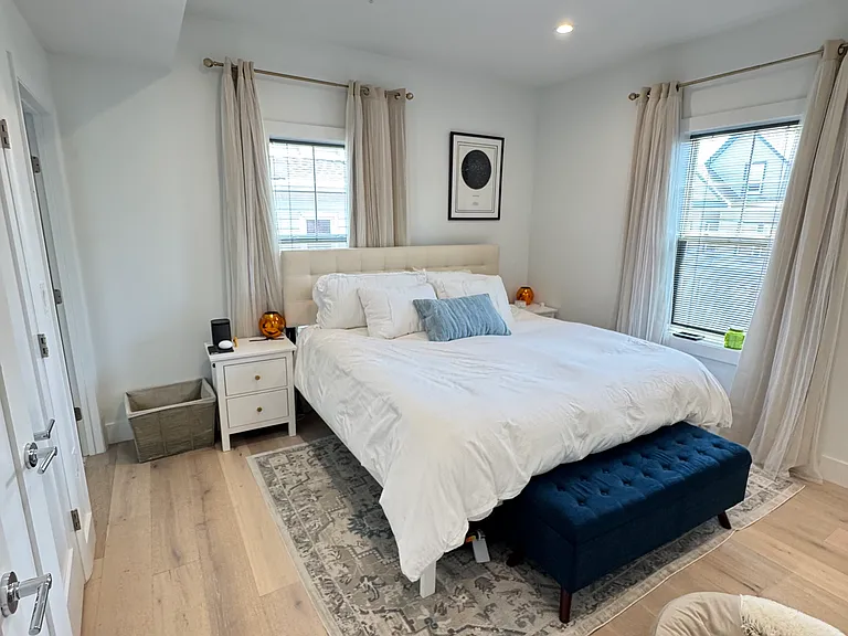 197 Vine St #2 — Photo 17