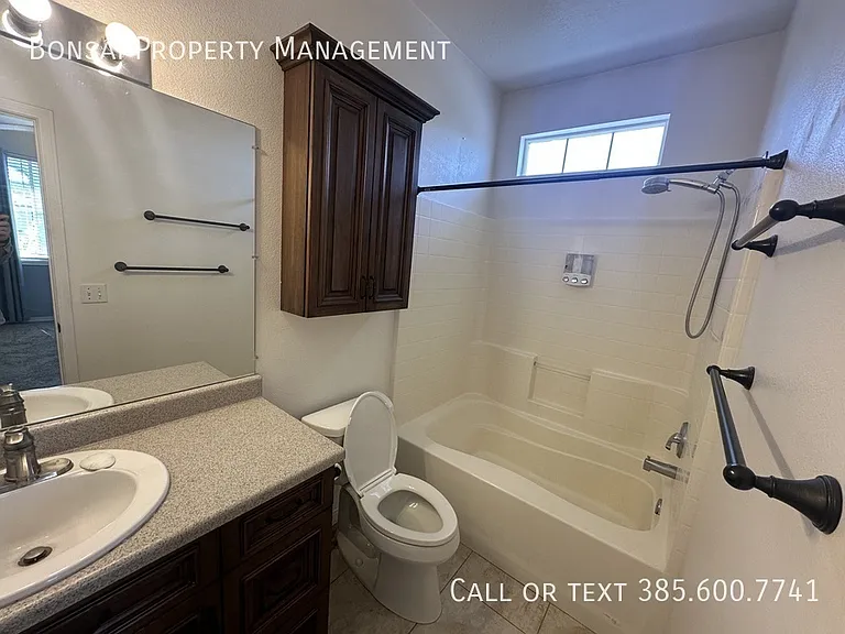 3854 W Garonne Ave — Photo 11