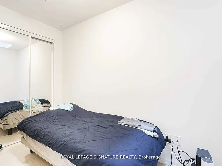 1010 Portage Pkwy #Townhouse 12 — Photo 6