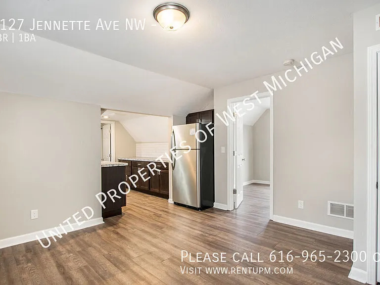 1127 Jennette Ave NW #2 — Photo 9