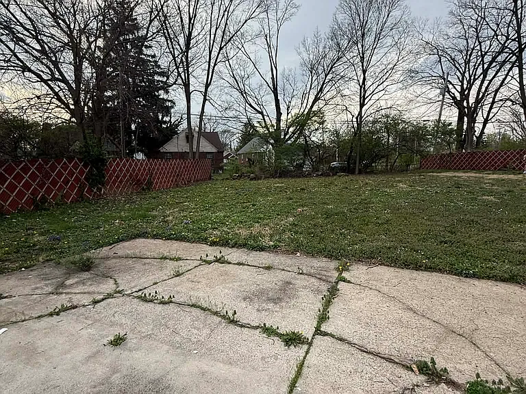 1767 Vancouver Dr — Photo 2