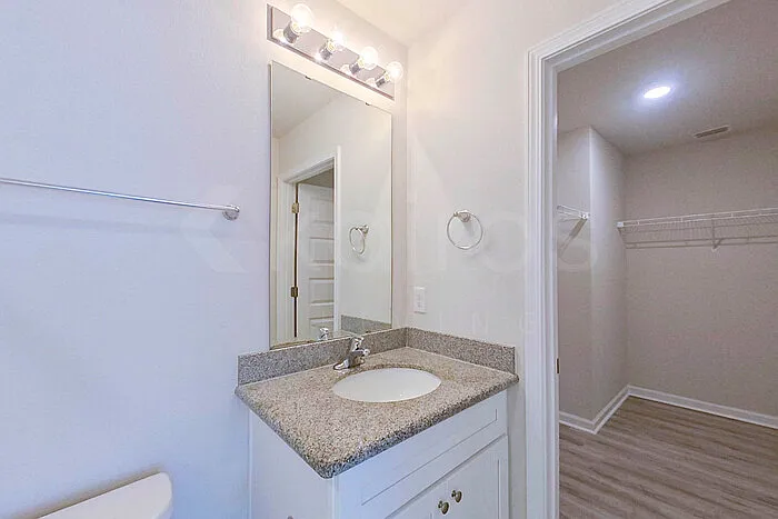 4746 Malay Cir — Photo 16