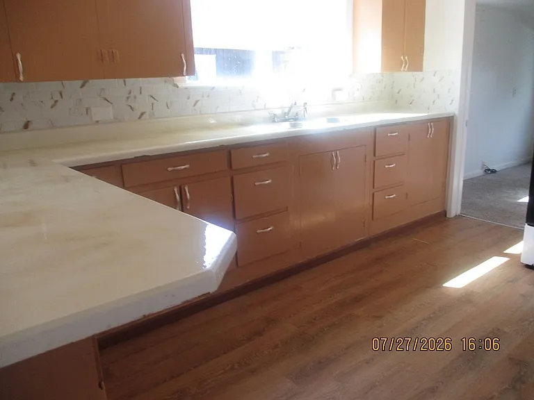 1227 Chenault Ave — Photo 3