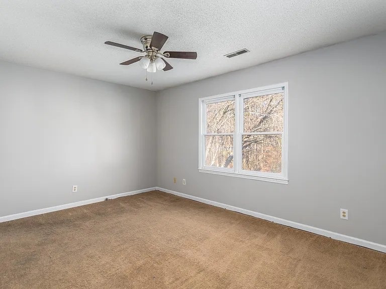 1149 Glendale Dr — Photo 19