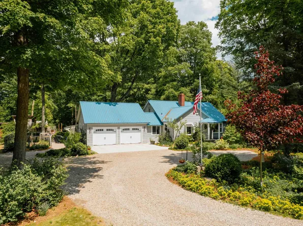 3864 S Garfield Rd, Kingsley, MI 49649