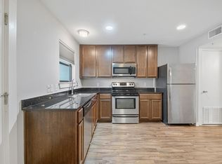 924 E 51st St APT 101, Austin, TX 78751