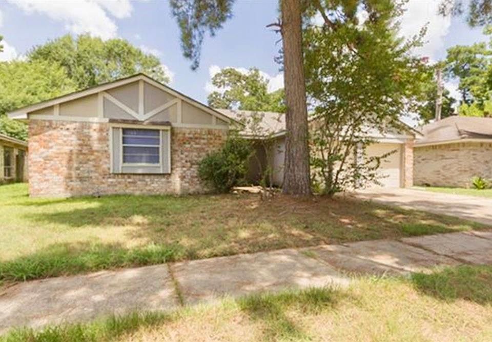 1st image of 8319 Buckeye Glen Ln