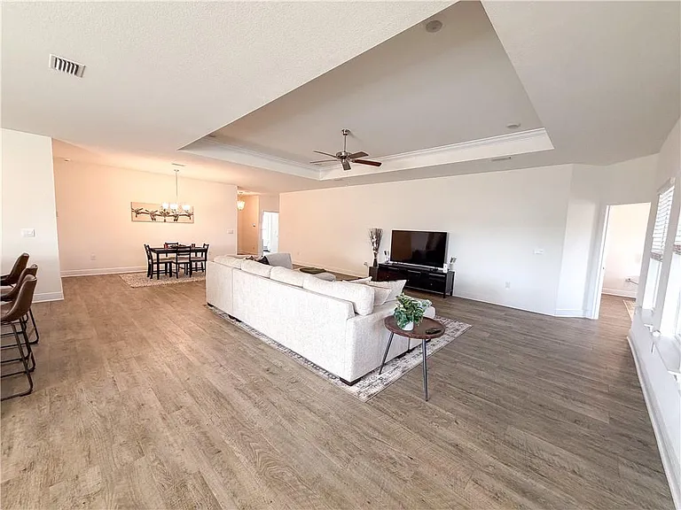 27137 Augustine Dr — Photo 5