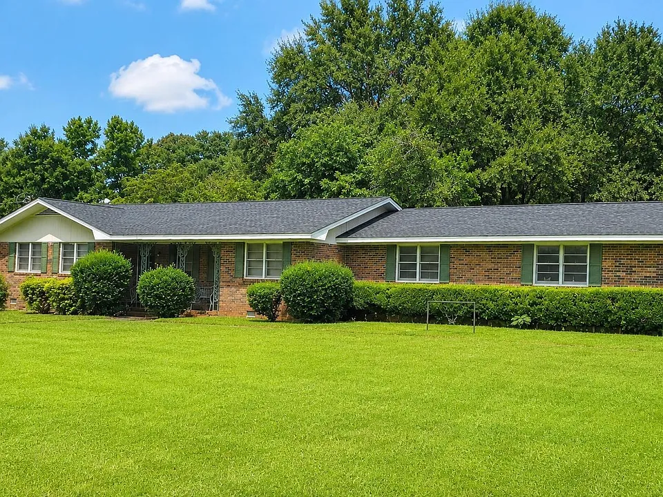 142 Carterwoods Dr