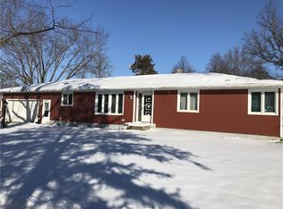 1035 N Grand St, Chariton, IA 50049