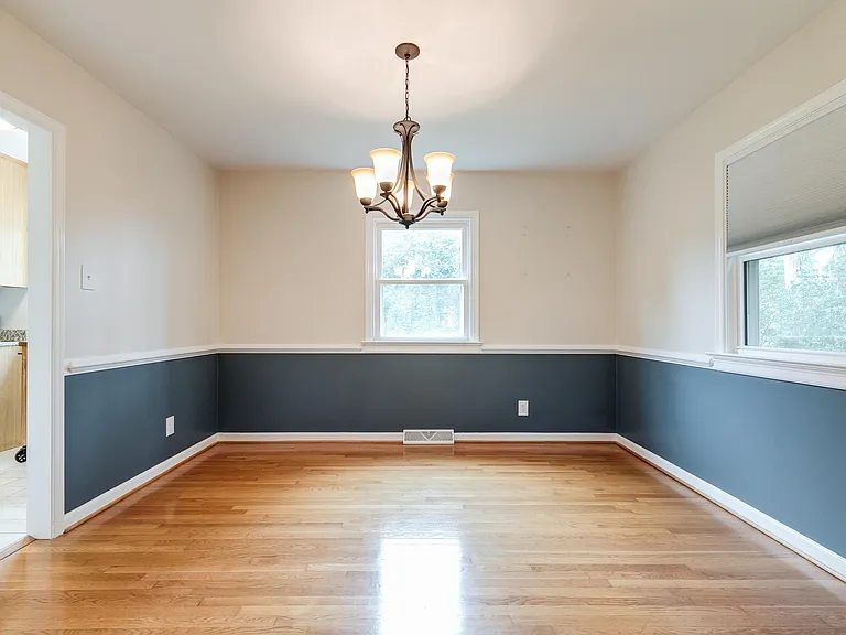 9221 Whitemont Dr — Photo 10