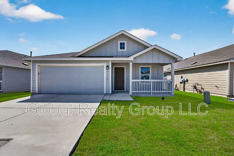 3 bed, 2.0 bath, 1217 sqft, $1,475 — Photo 3