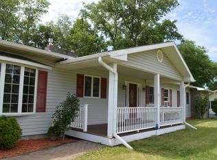 6 Brookhaven Dr, Ithaca, NY 14850