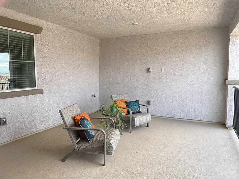 Third floor patio