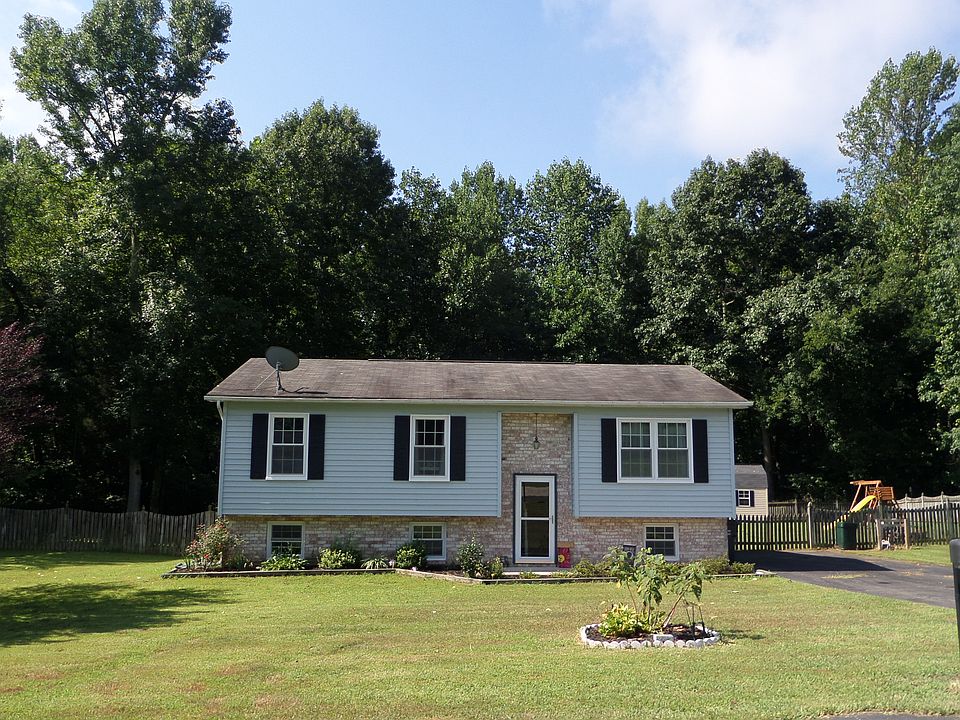 1st image of 29475 Jennifer Dr