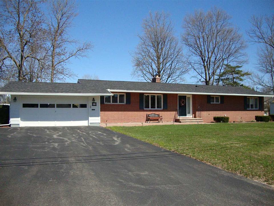 1st image of 31 Clarkson Ave