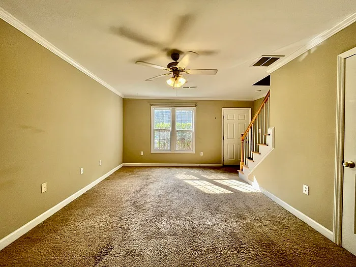 2 bed, 2.5 bath, $1,300 — Photo 4