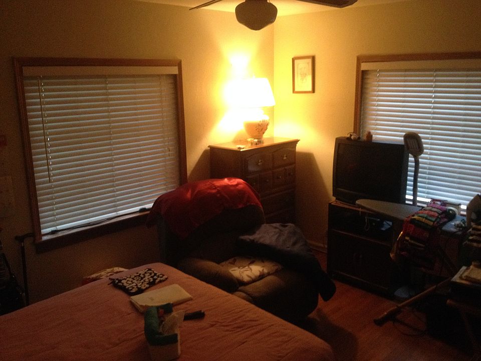 1st image of 533 N 26th Ave
