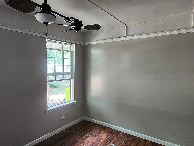 132 Pineview St — Photo 8