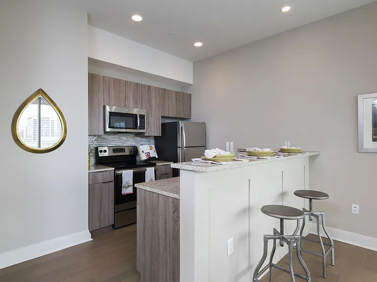 Franklin Tower Residences — Photo 50