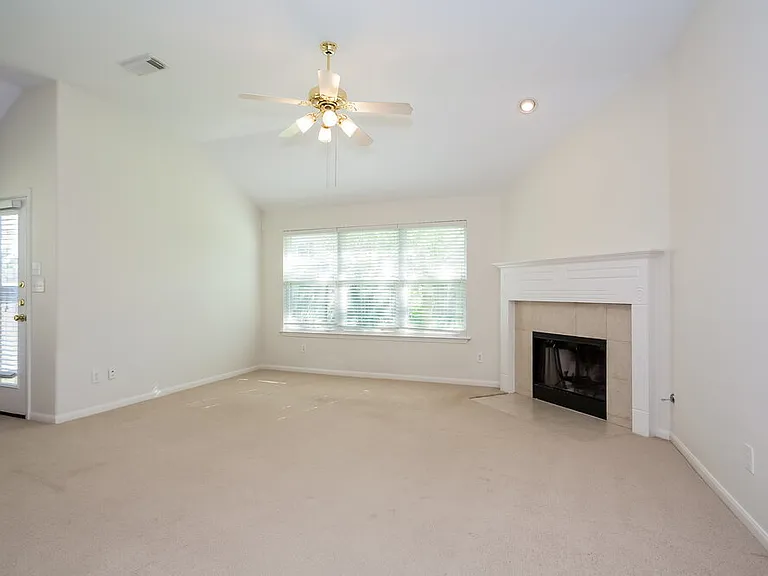 12534 Blinnwood Ln — Photo 3