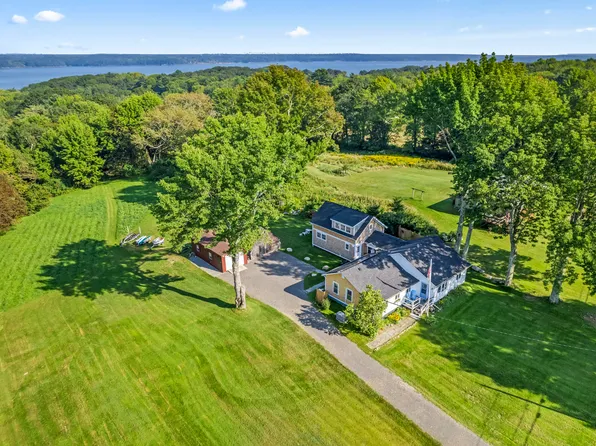 736 Dutch Neck Road, Waldoboro, ME 04572