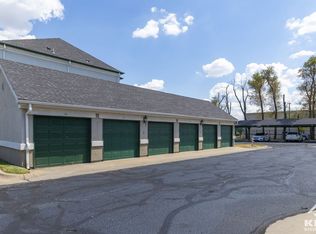 La Crosse Apartments, Wichita, KS 67220