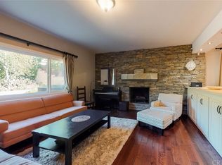 18909 Kinzie St, Northridge, CA 91324