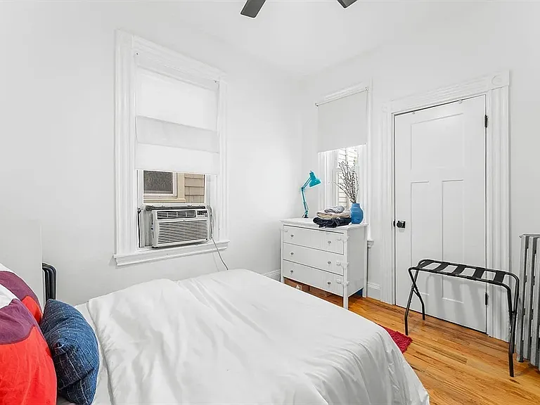 70 Saint Rose St #1A — Photo 14