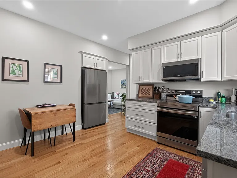 17 Chelmsford St #1 — Photo 4