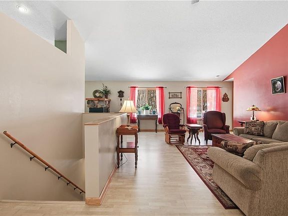 3rd image of N8116 577th Street