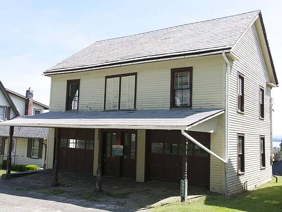Garage once apts