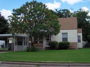 733 NW 17th St, Lawton, OK 73507