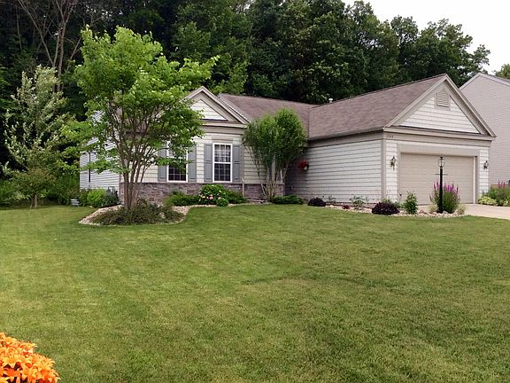 2nd image of 2048 Glenn Canyon Dr SE