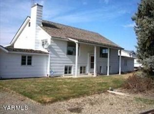 1880 N Granger Rd, Zillah, WA 98953