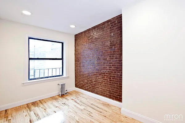 Rented by Miron Properties | media 22