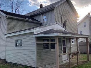 129 Railroad St, Delano, PA 18220