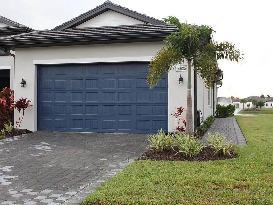 14625 Kingfisher Loop